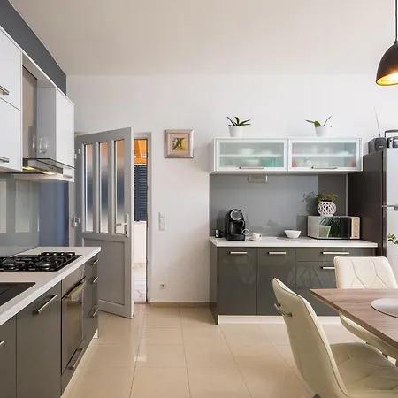 Maslina Apartment